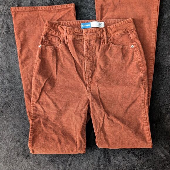 Old Navy Pants - High-Rise Flare Corduroy Pants in Rust Burnt Orange Brown Sz 6 Old Money Preppy